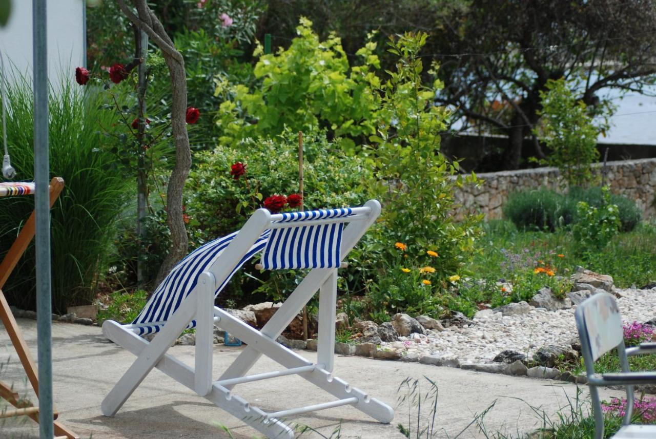 Rustic Holiday Home Miketa Lukoran Bagian luar foto