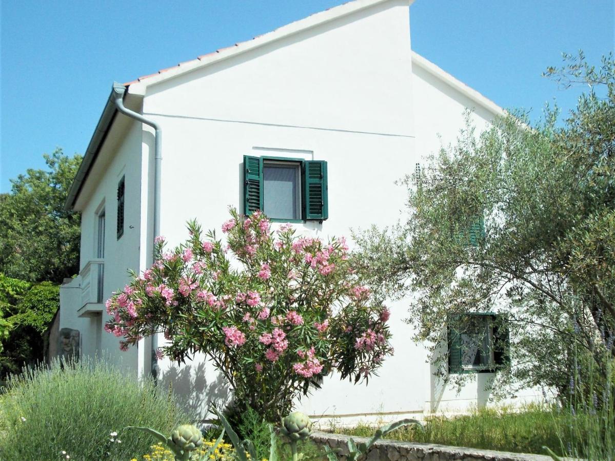 Rustic Holiday Home Miketa Lukoran Bagian luar foto